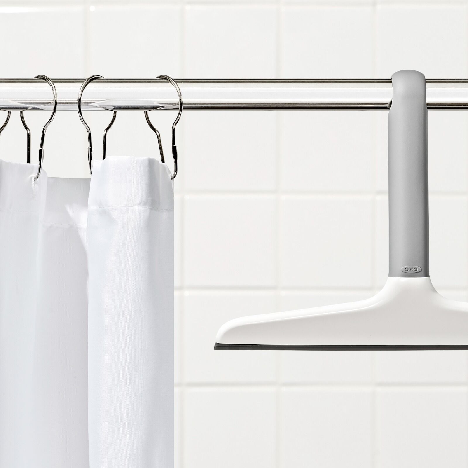 multi-use-squeegee-with-hook-o0 gg_12397800_multiusesqueegeehook_pdp_03.jpg