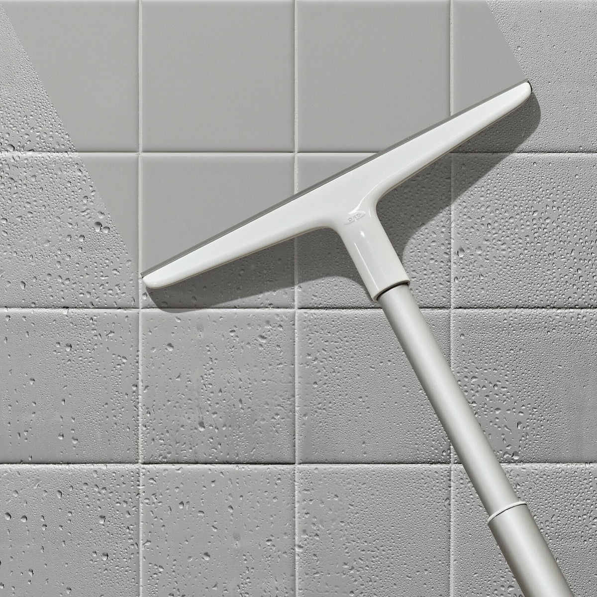 aluminum-extendable-squeegee-d7 gg_12397900_aluminumextsqueegee_pdp_02.jpeg