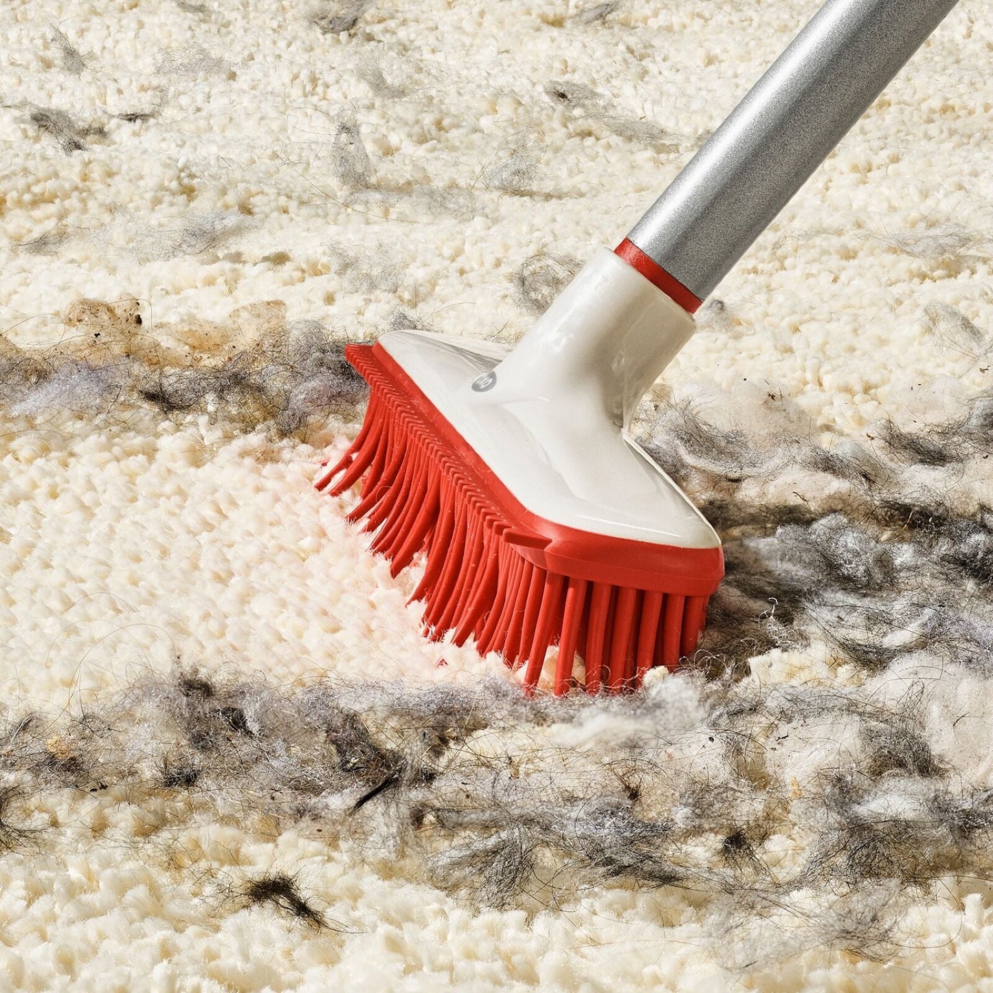 oxo-good-grips-fur-broom-a3 gg_12423000_fur-broom-compact_pdp_05.jpeg