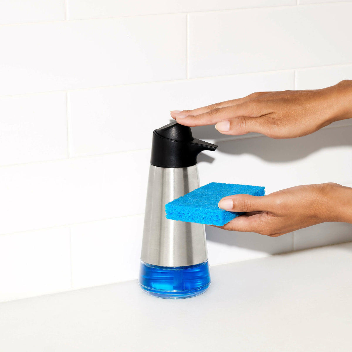 easy-press-soap-dispenser-x4 gg_13144000_4a_main_03_rgb_1_.jpg