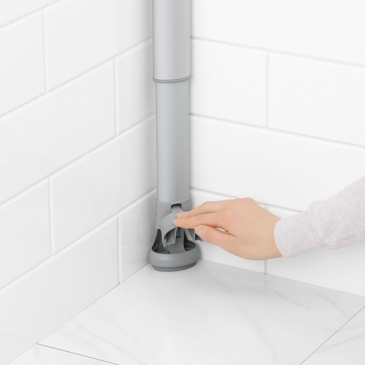 quick-extend-aluminum-pole-caddy-f2 gg_13241500_4c.jpg