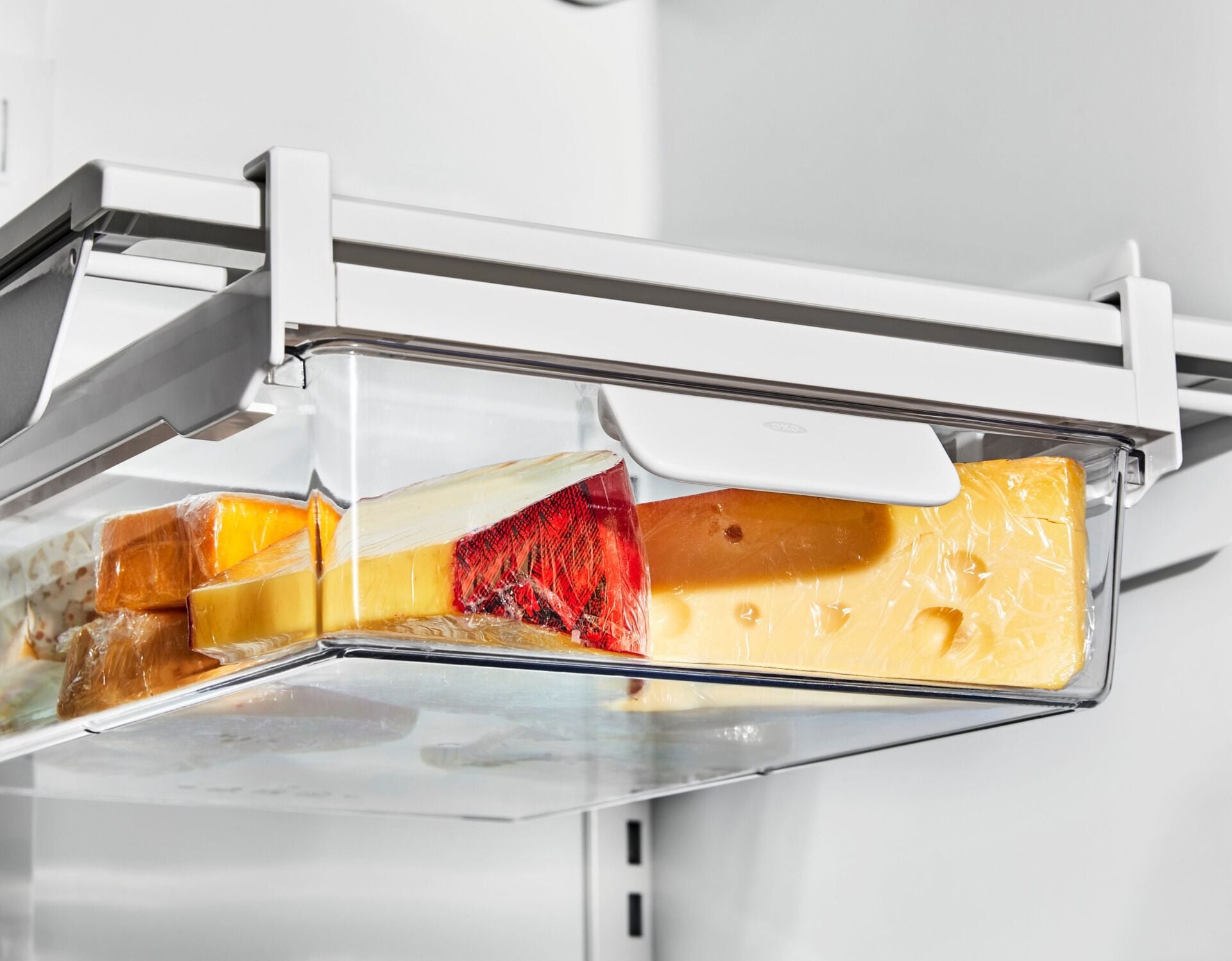 refrigerator-undershelf-drawer-14-in-q7 gg_13346800_14inundershelfdrawer_04_p.jpg