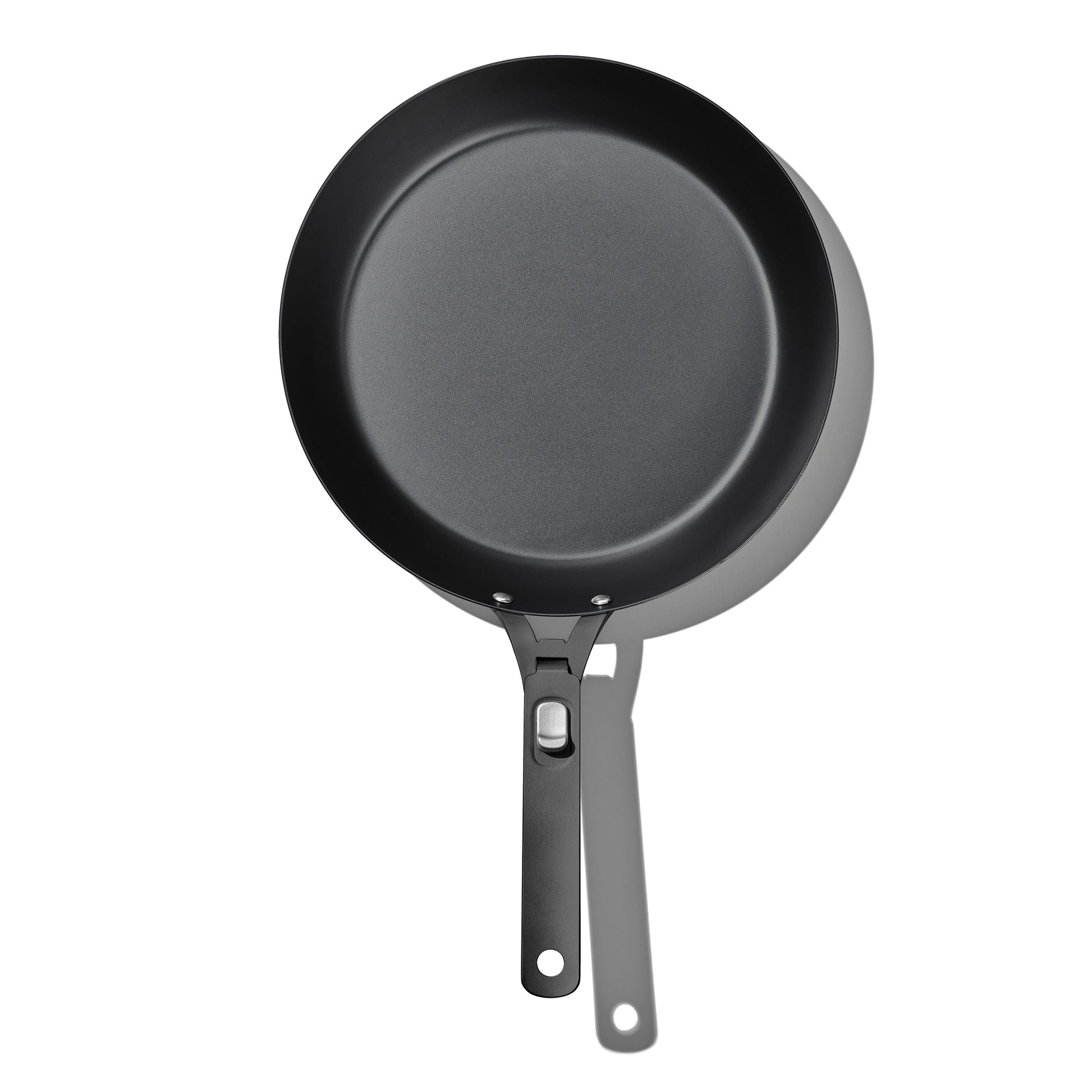 outdoor-12-inch-carbon-steel-pan-with-removable-handle-h2 od__2059650001_12incarbonsteelpan_62_rgb.jpg