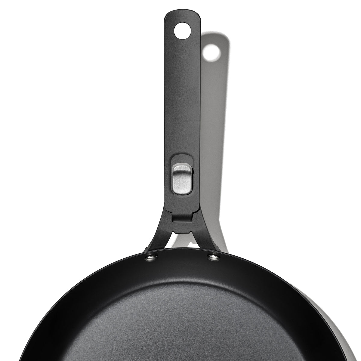 outdoor-12-inch-carbon-steel-pan-with-removable-handle-h2 od__2059650001_12incarbonsteelpan_86_rgb.jpg