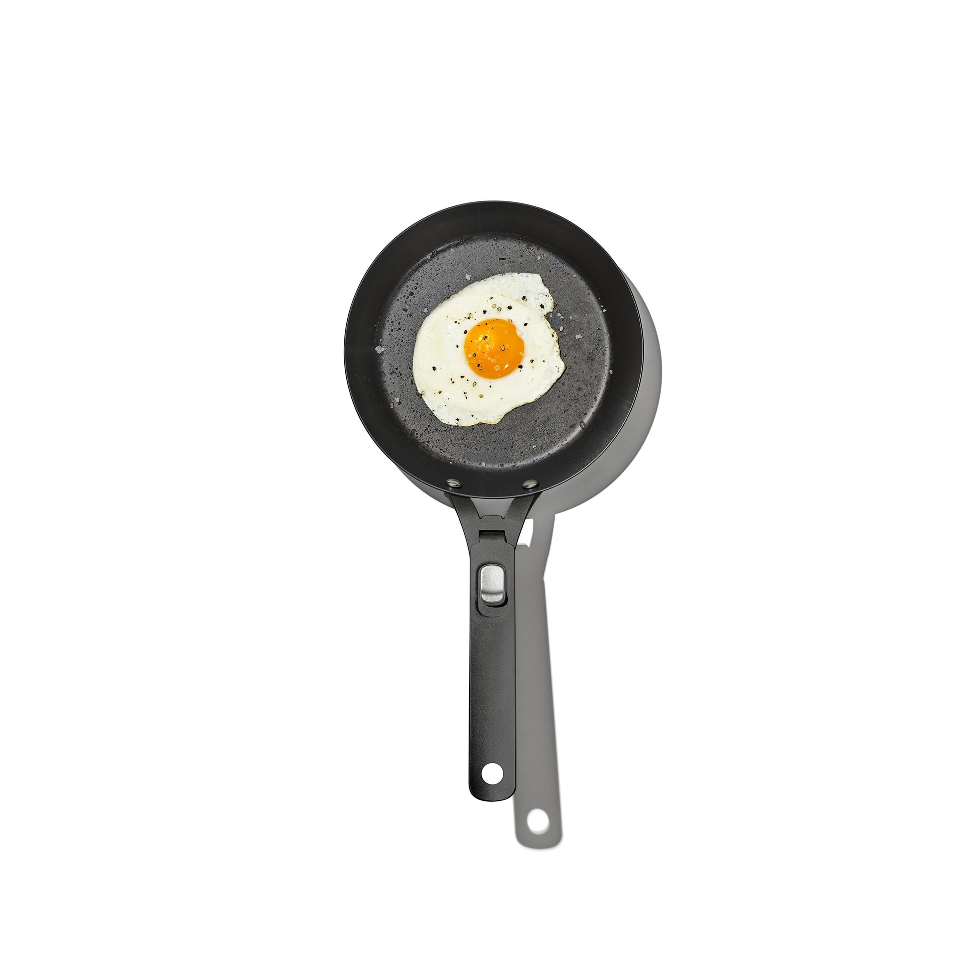 carbon-steel-with-removable-handle-8in-pan-l6 od__2059660001__8incarbonsteelpan_72_p_rgb_1.jpg