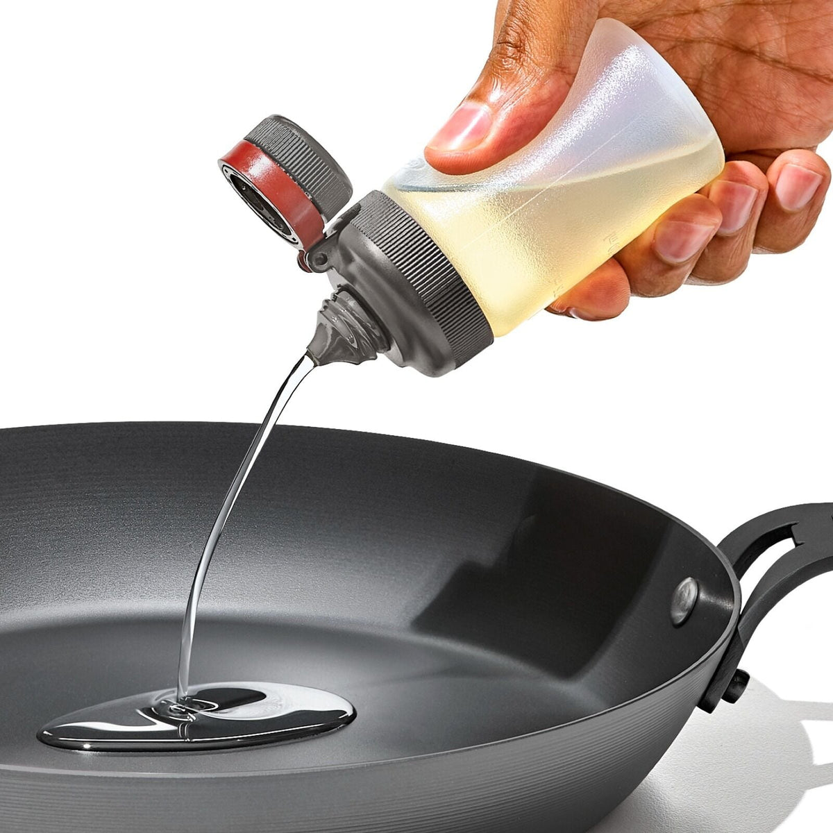 outdoor-7-piece-spice-shaker-and-squeeze-bottle-set-g5 odr_kitchen-prep-spice-sets-condiment_pdp_09.jpeg