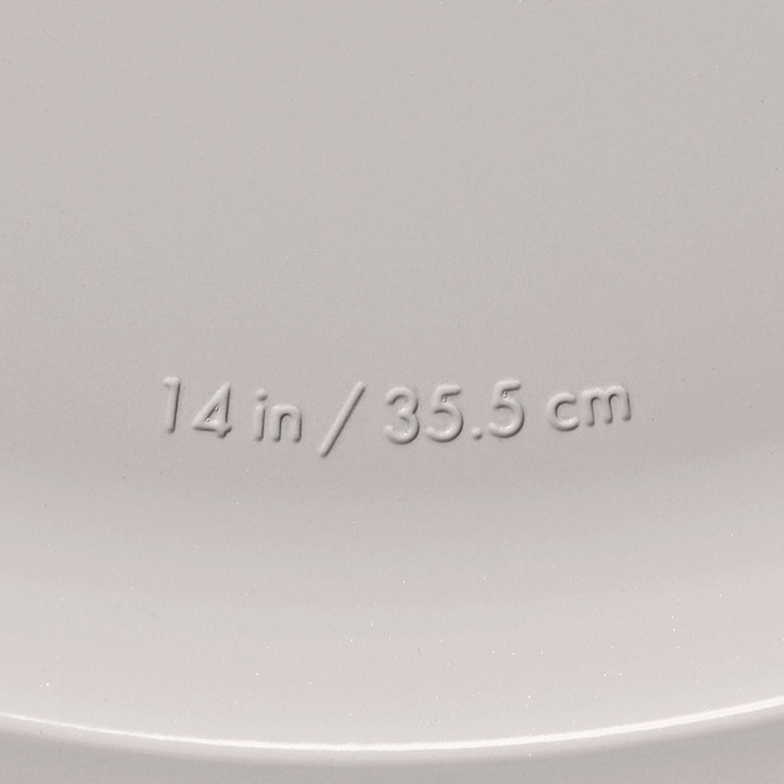 non-stick-pro-ceramic-coated-metal-bakeware-15-pizza-pan-u6 oxo_15in-pizza-pan_pdp_05_1.jpg