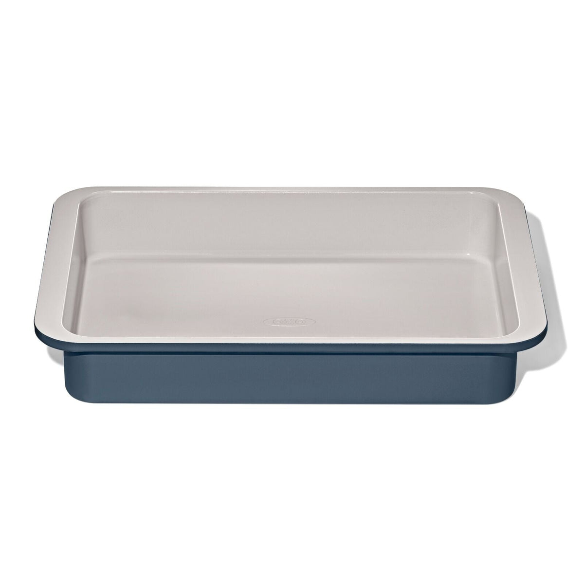 non-stick-pro-ceramic-coated-metal-bakeware-9-x-13-cake-pan-k4 oxo_9x13-cake-pan-stormblue_apdp_00_main.jpg