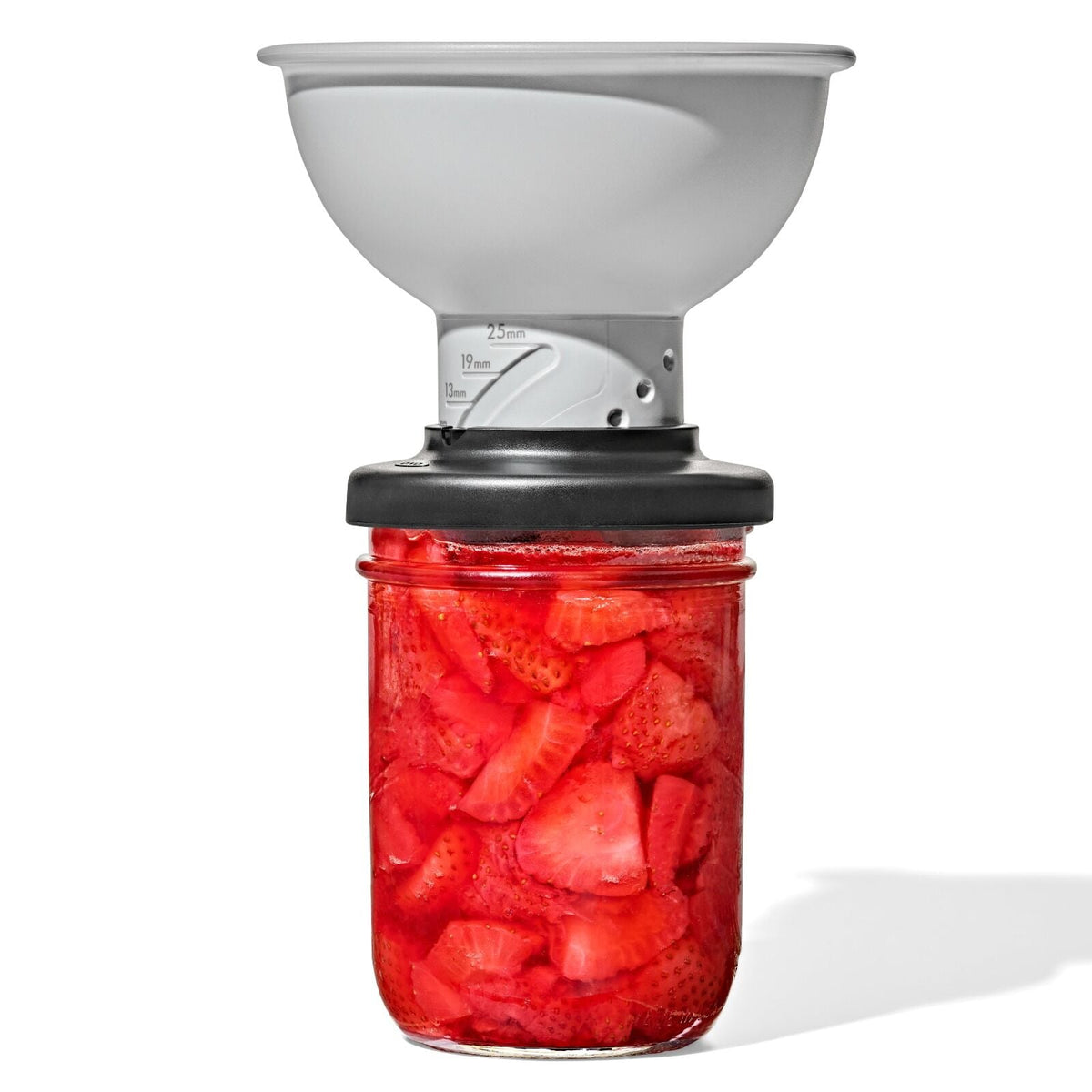 adjustable-funnel-w2 oxo_adjustable-funnel_pdp_03.jpeg