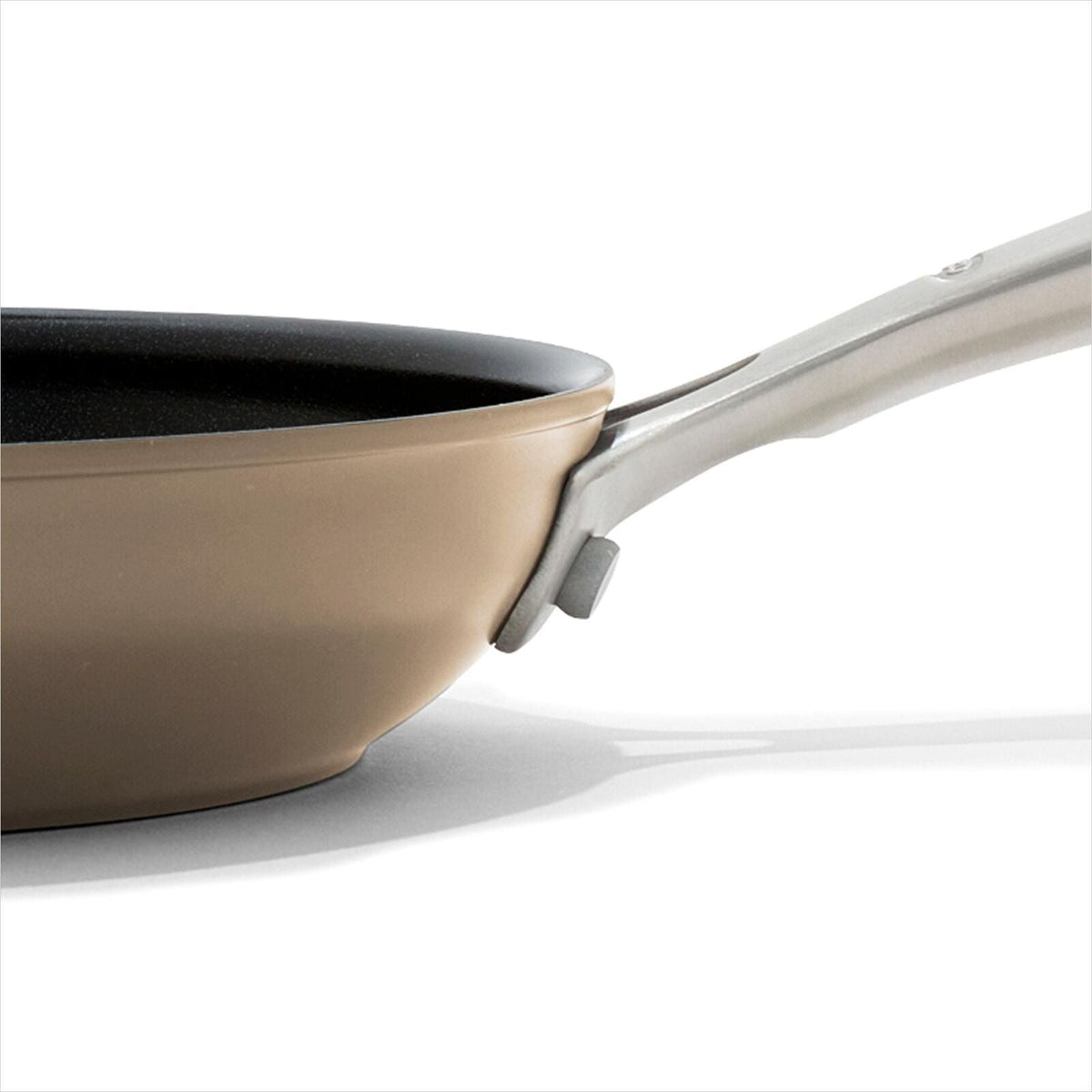 enhanced-non-stick-8-inch-frypan-q1 oxo_cc010457-001_enhanced-nonstick-8in-fry-pan-biscuit_pdp_03.jpg
