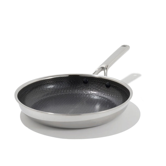 trident-hybrid-non-stick-stainless-steel-10-in-fry-pan-j5 oxo_cc010462-001_trident-10in-fry-pan_02.jpg