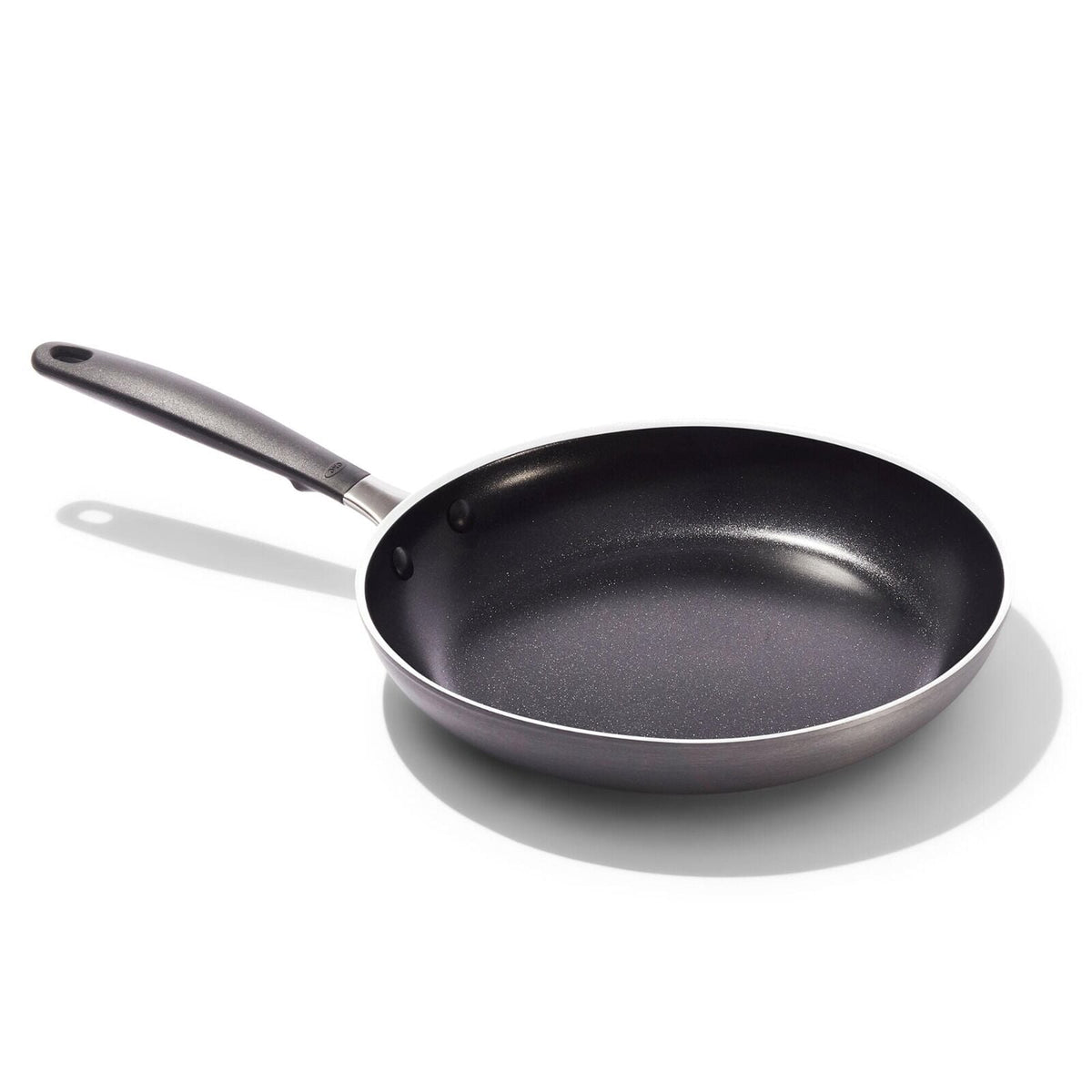 non-stick-pro-every-day-10-inch-fry-pan-d8 oxo_cc010469-001_nonstick-everyday-10in-fry-pan_pdp_01.jpg
