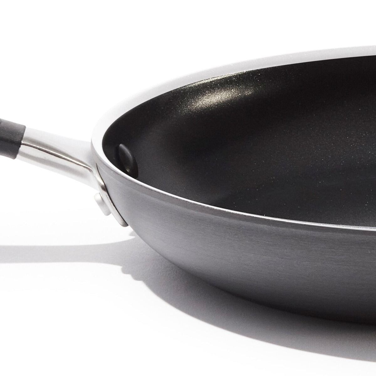 non-stick-pro-every-day-12-inch-frypan-y6 oxo_cc010470-001_nonstick-everyday-12in-fry-pan_pdp_06.jpg