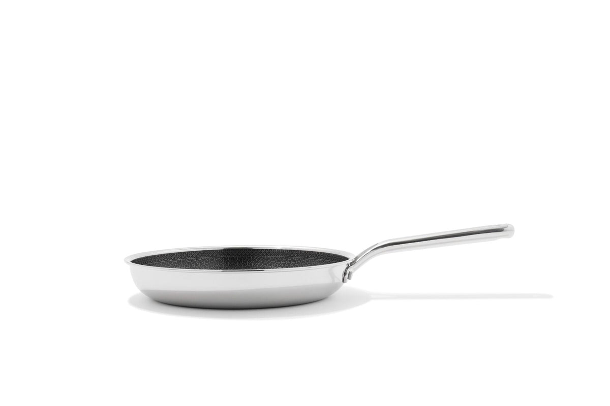trident-hybrid-non-stick-stainless-steel-10-piece-set-i2 oxo_cc011152-001_trident-10pc-set_04.jpg