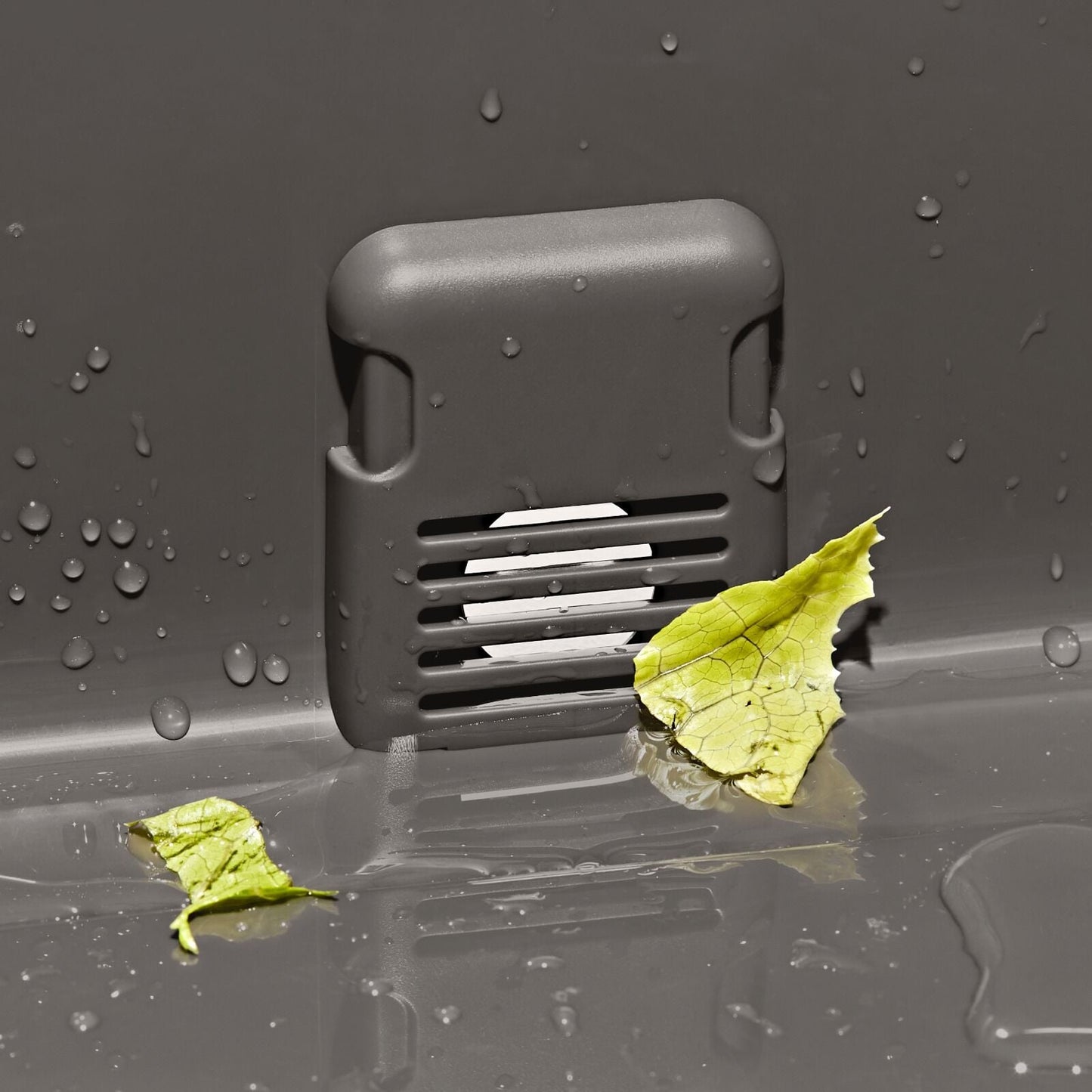 outdoor-wash-dry-and-stow-system-y2 oxo_cleaning_system_outdoor-9112100_034.jpg