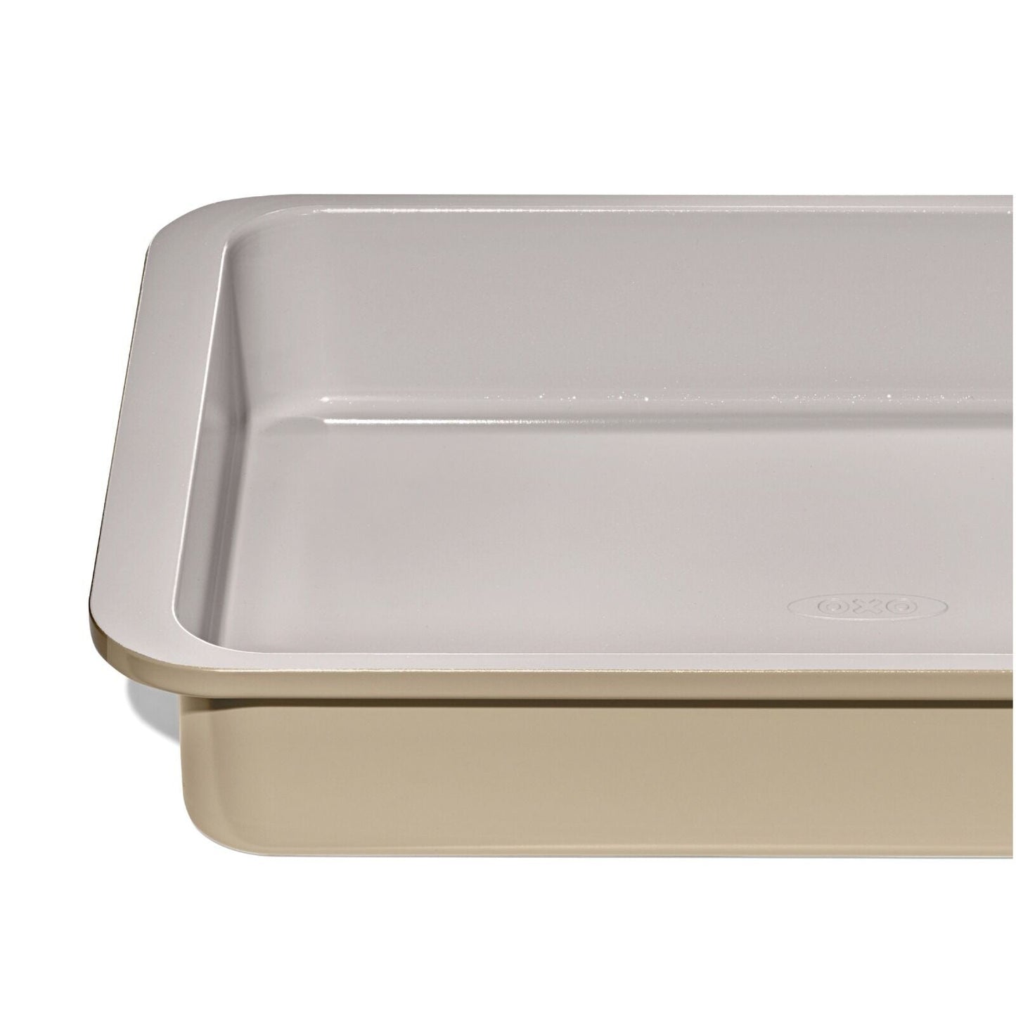 non-stick-pro-ceramic-coated-metal-bakeware-9-x-13-cake-pan-k4 oxo_gg_11415600_9x13-cake-pan-biscuit_pdp_04.jpg