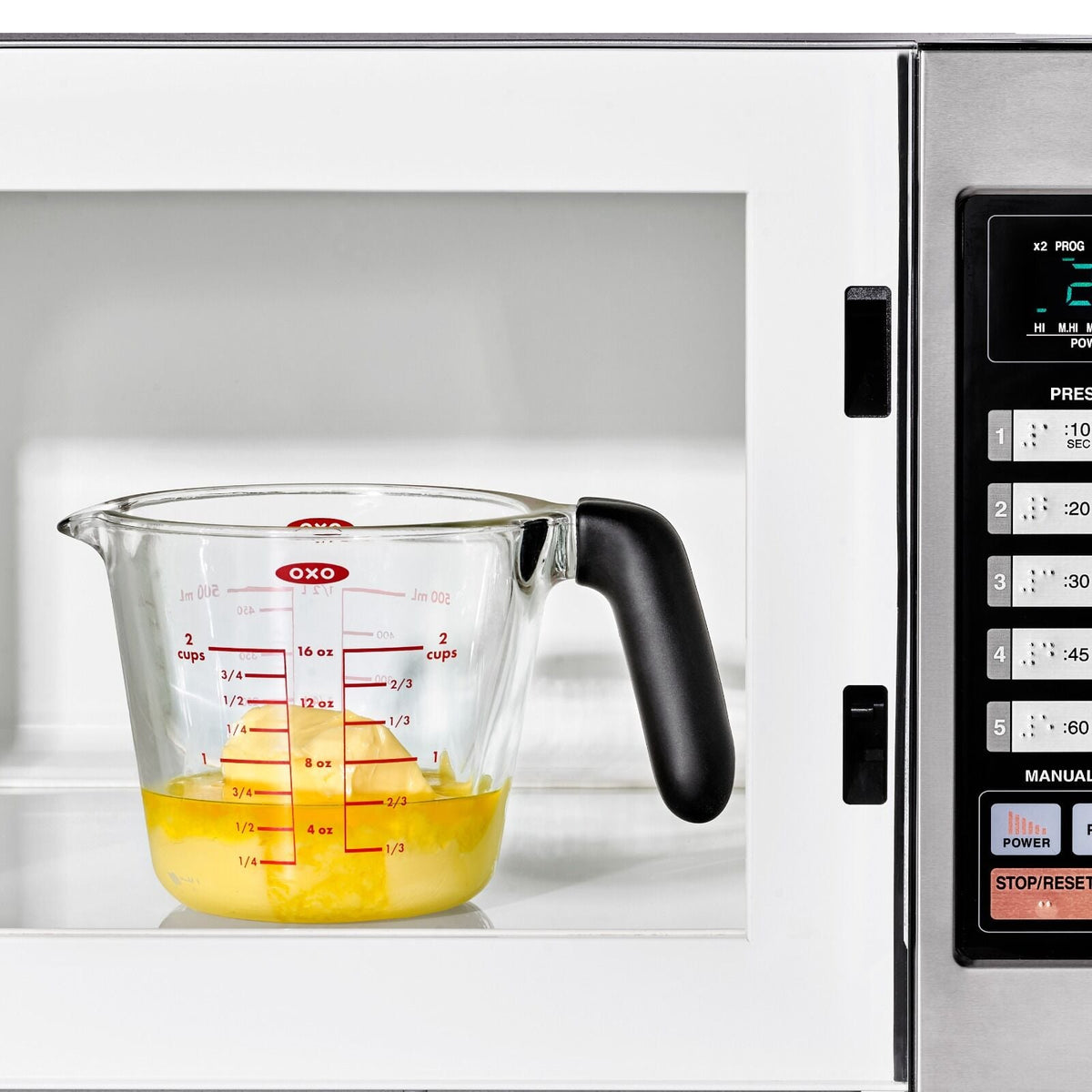 2-cup-glass-measuring-cup-with-lid-s2 oxo_glass_measuring_cup-11382100_029.jpg