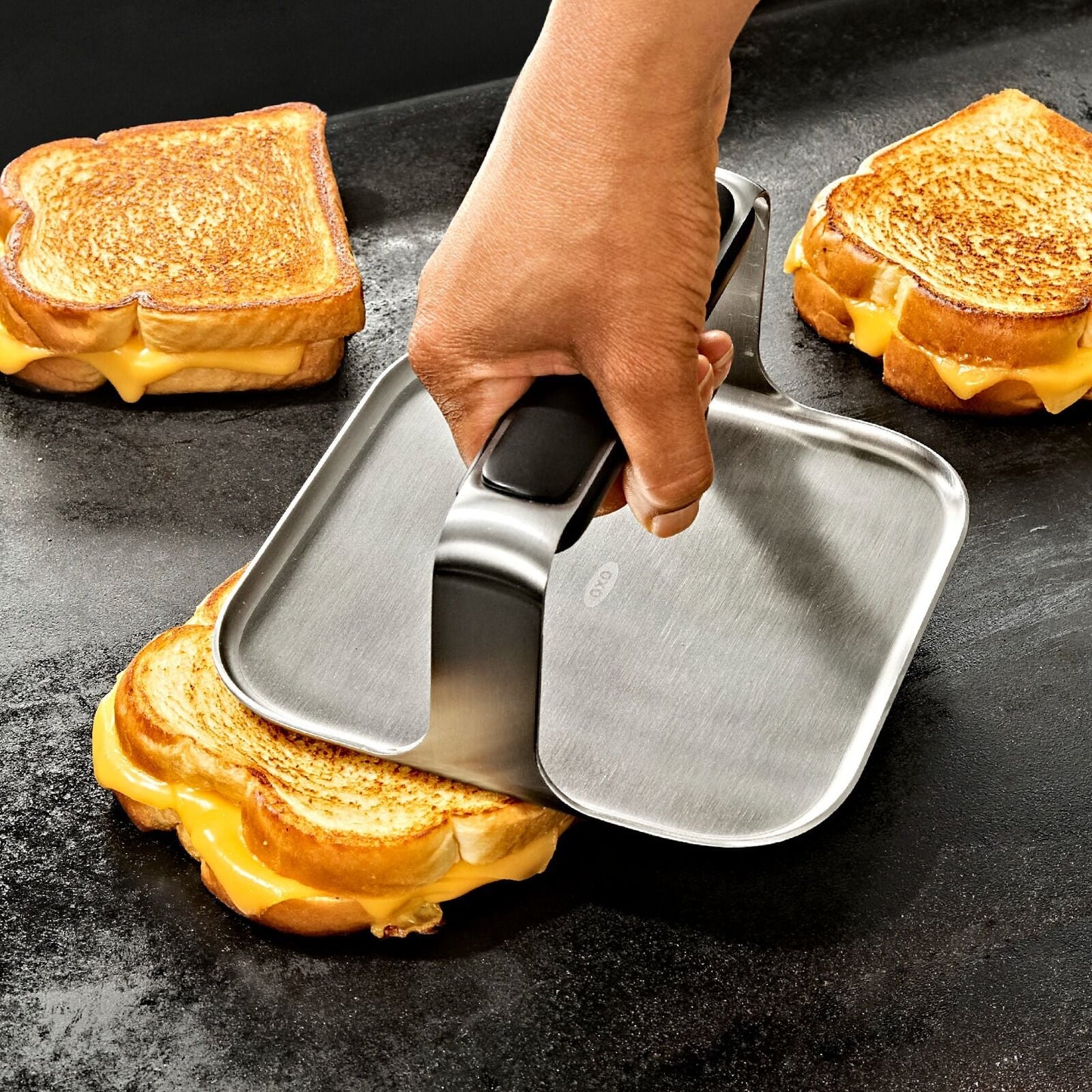 oxo-good-grips-griddle-press-e6 oxo_griddle-press_pdp_08.jpeg
