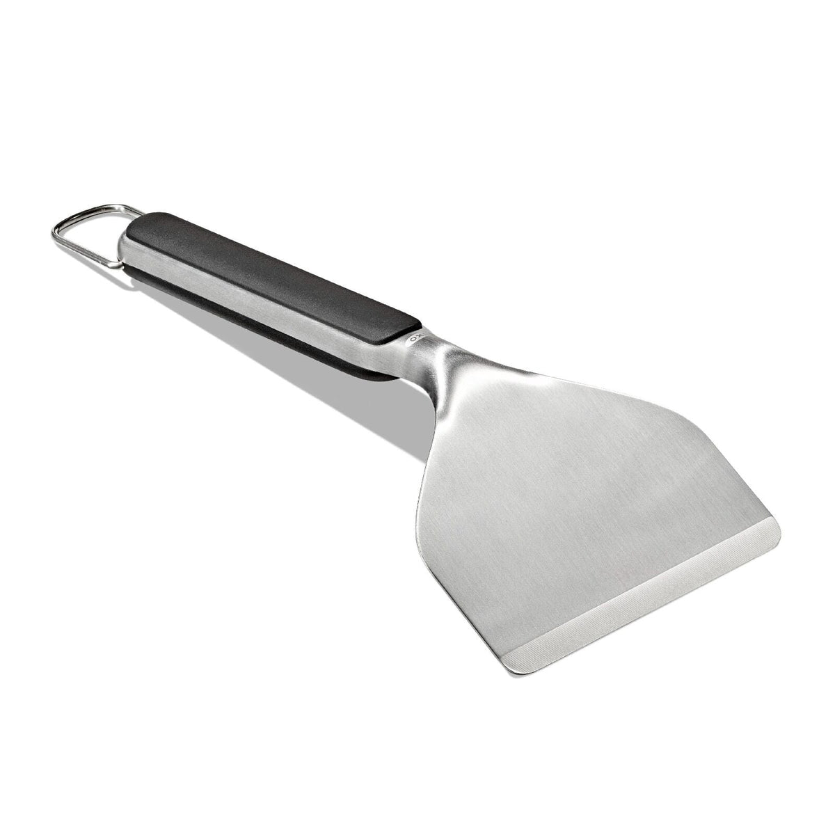 griddle-scraper-o0 oxo_griddle-scraper_apdp_00_main__1.jpeg
