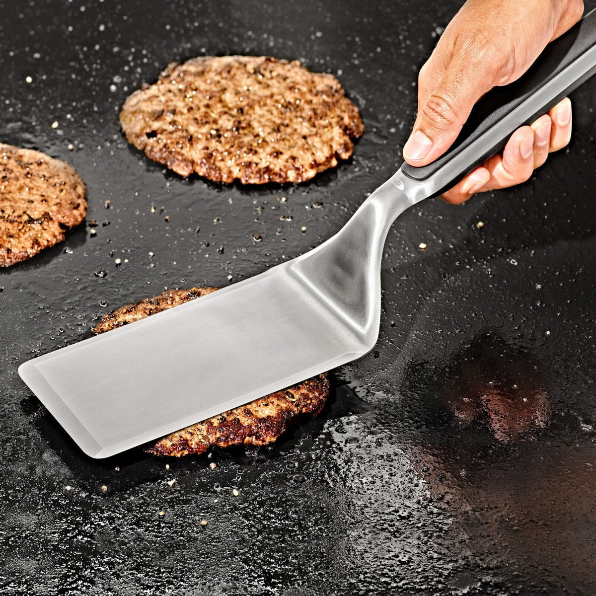 large-griddle-turner-z5 oxo_griddle-turner_pdp_01.jpeg