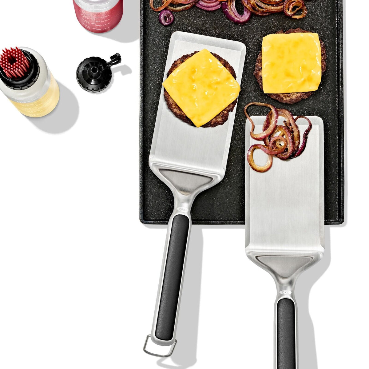 large-griddle-turner-z5 oxo_griddle-turner_pdp_07.jpeg