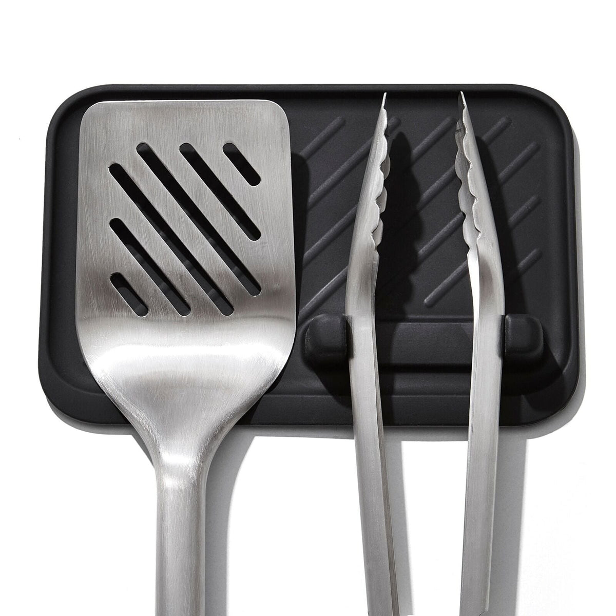 outdoor-3-piece-grilling-tool-set-a8 oxo_grilling_tool_set-9110100_008.jpg