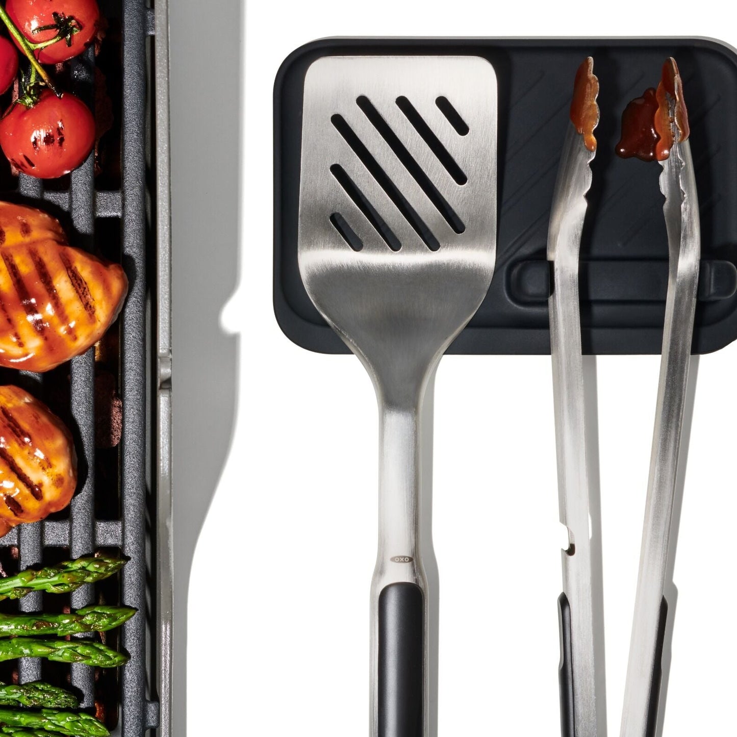 outdoor-3-piece-grilling-tool-set-a8 oxo_grilling_tool_set-9110100_013.jpg