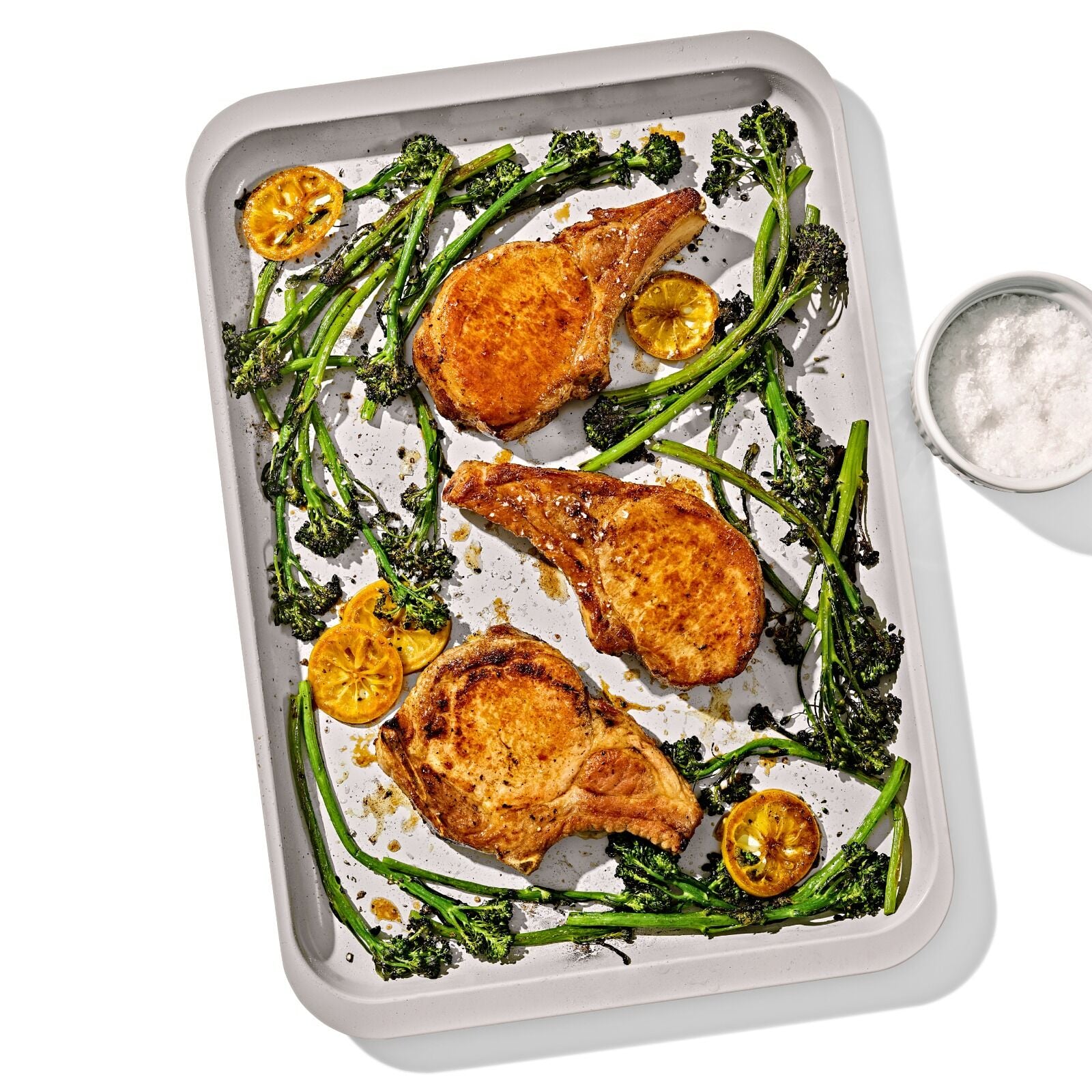 non-stick-pro-ceramic-coated-metal-bakeware-half-sheet-pan-w8 oxo_half-sheet-pan_pdp_04_1.jpg