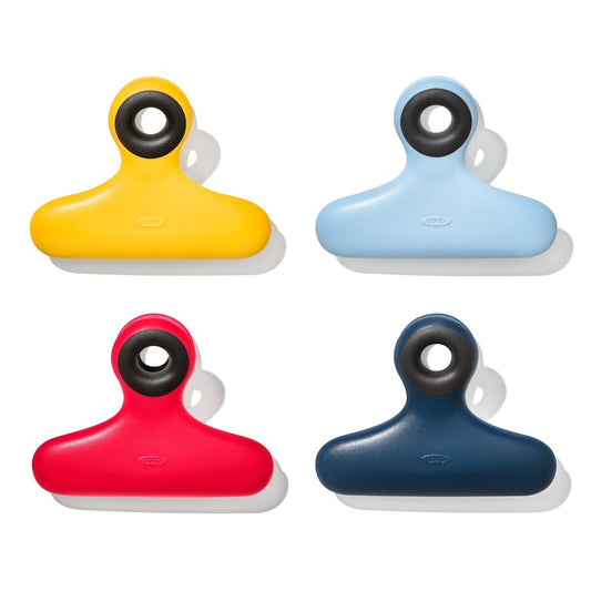 magnetic-heavy-duty-clips-4-piece-q9 oxo_heavy-duty_clips-13362600_009.jpg