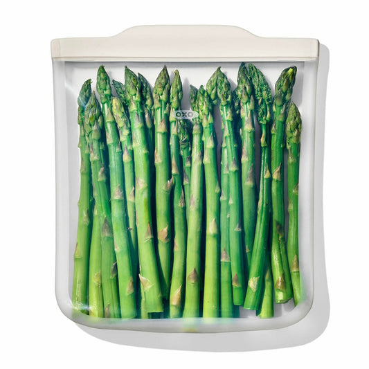 silicone-reusable-bag-half-gallon-bag-64-oz-oat-r6 oxo_sandwich_silicone_bag-11386600_015.jpg