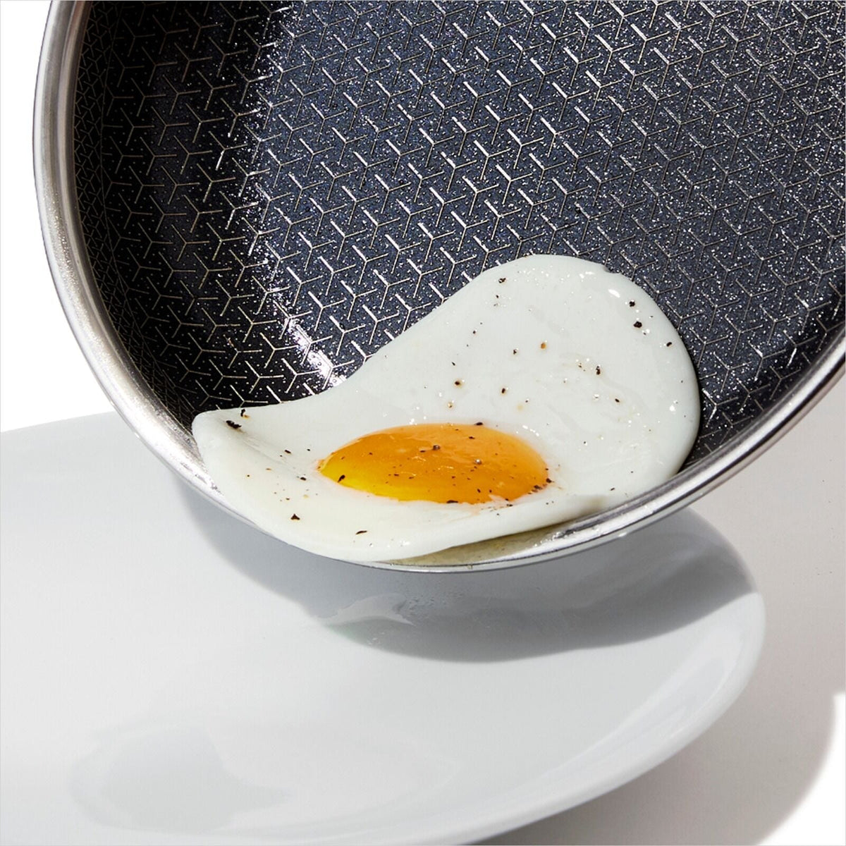 trident-hybrid-non-stick-stainless-steel-8-in-fry-pan-a0 oxo_trident-fry_ss_pdp_02_1.jpeg