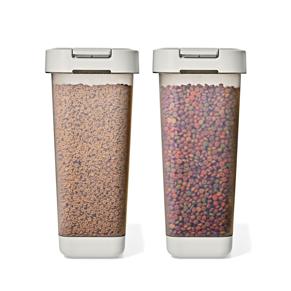 oxo-pet-airtight-food-container-with-scoop-extra-large-w0 pet_7301600_airtight-food-container-extra-large_pdp_06.jpeg