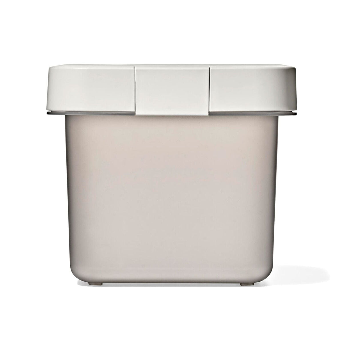 oxo-pet-airtight-food-container-with-scoop-small-j8 pet_7301700_airtight-food-container-small_pdp_03.jpg