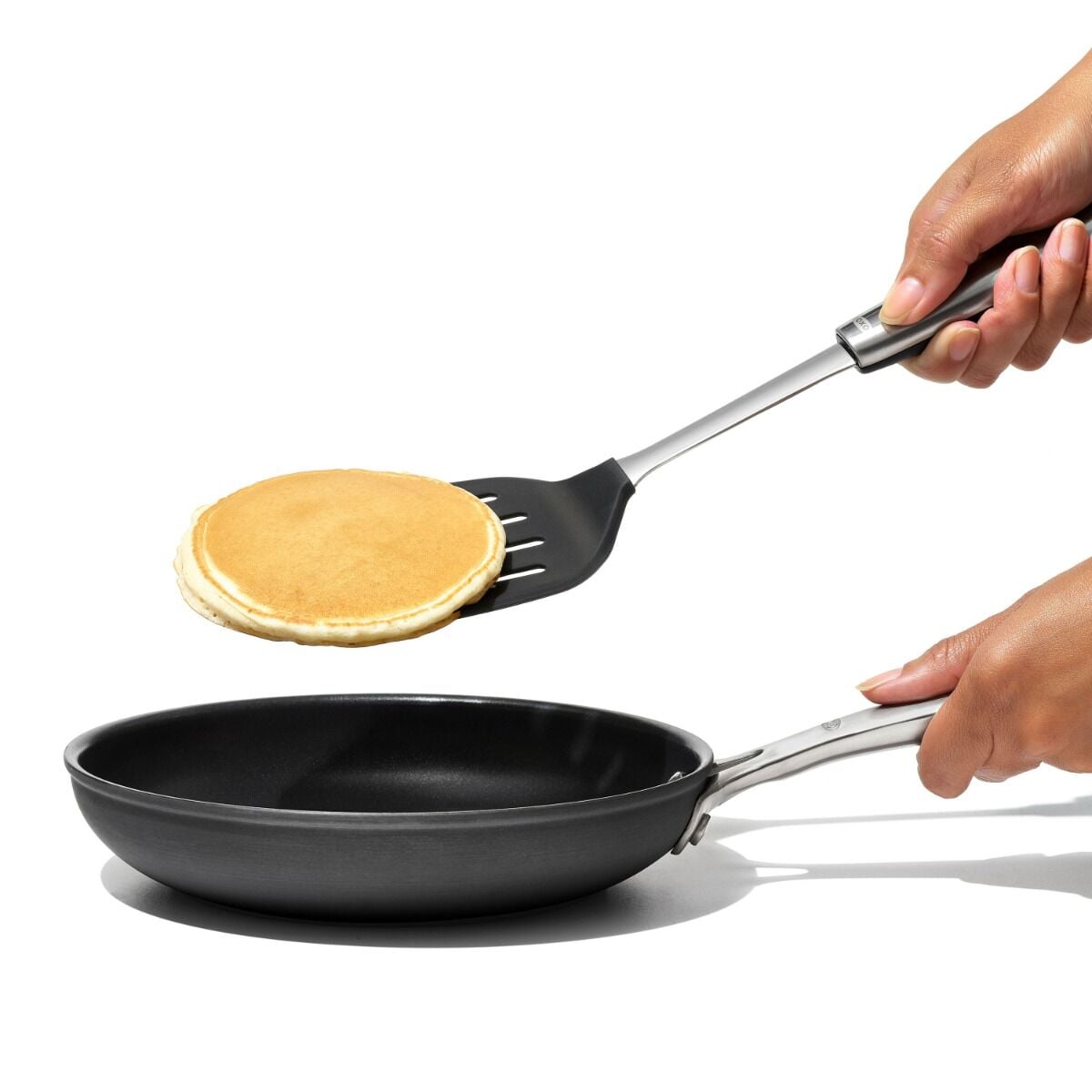 oxo-steel-silicone-flexible-turner-p7 stl_3120800_092120_8_rgb.jpg