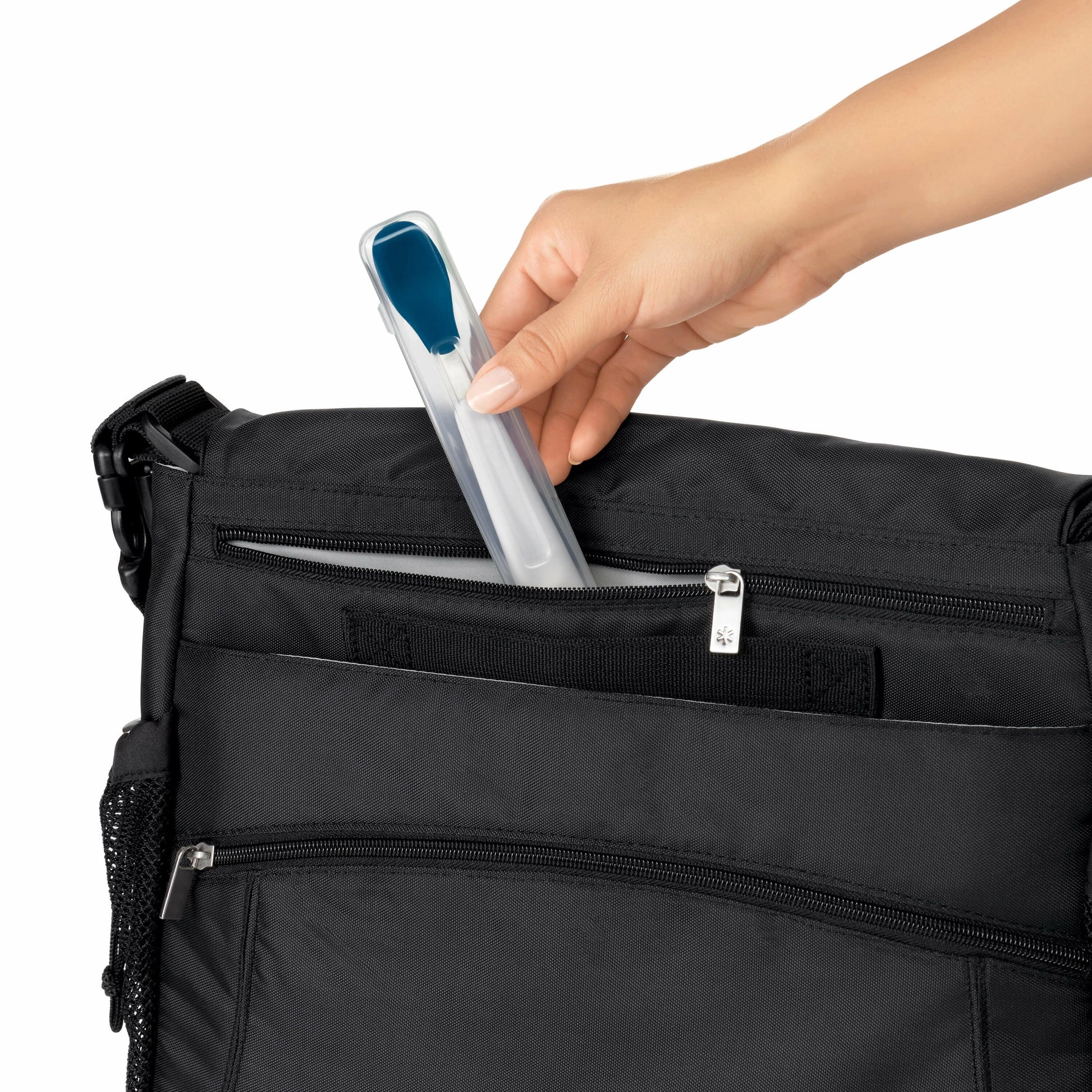on-the-go-feeding-spoon-z8 tot_61138400_4_1_.jpg