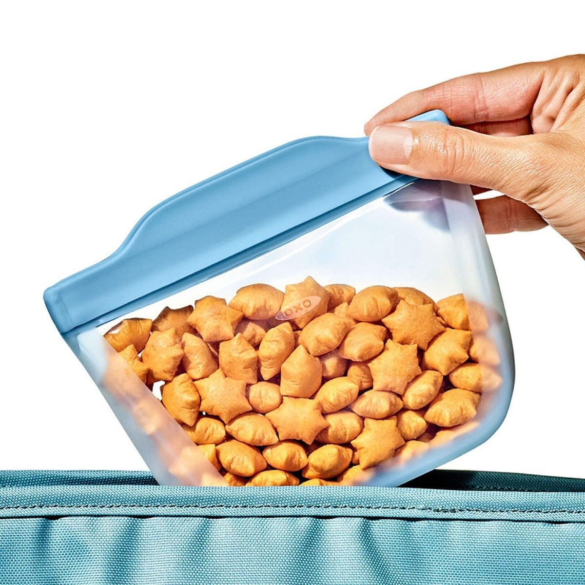 tot-silicone-reusable-bags-2-piece-mixed-snack-set-i1 tot_61166200_2pcbagcupsnackset-dusk_pdp_02.jpg