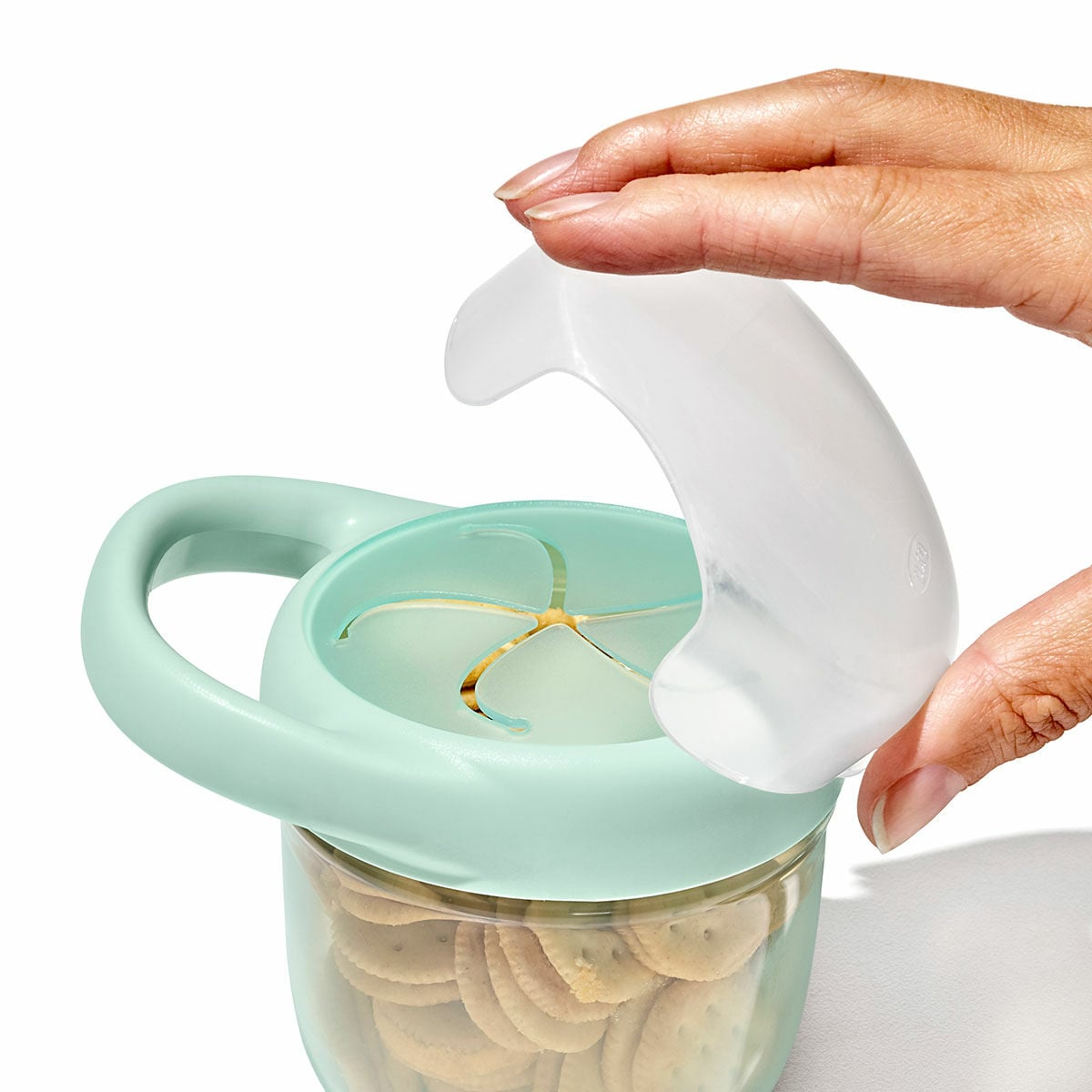 tot-snack-cup-with-lid-2-pack-w7 tot_61167200_snackcupwlid-opalblossom_05_1.jpg