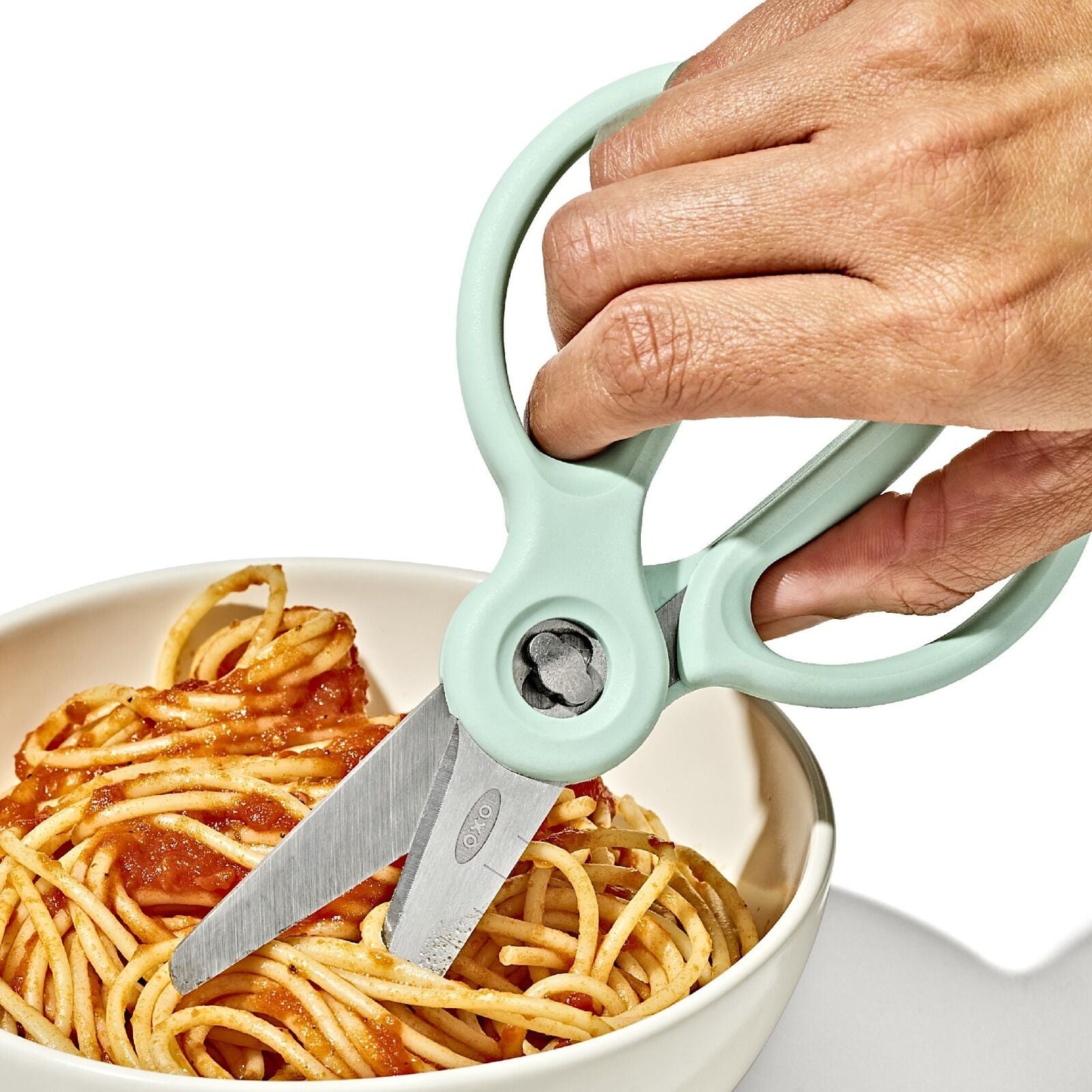 on-the-go-food-scissors-with-case-n8 tot_61176600_baby-food-scissors-opal_pdp_04.jpeg