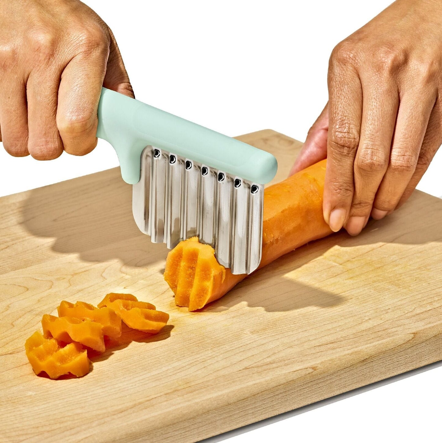 cut-and-prep-set-3-piece-h7 tot_61176700_baby-food-prep-set_pdp_02.jpeg