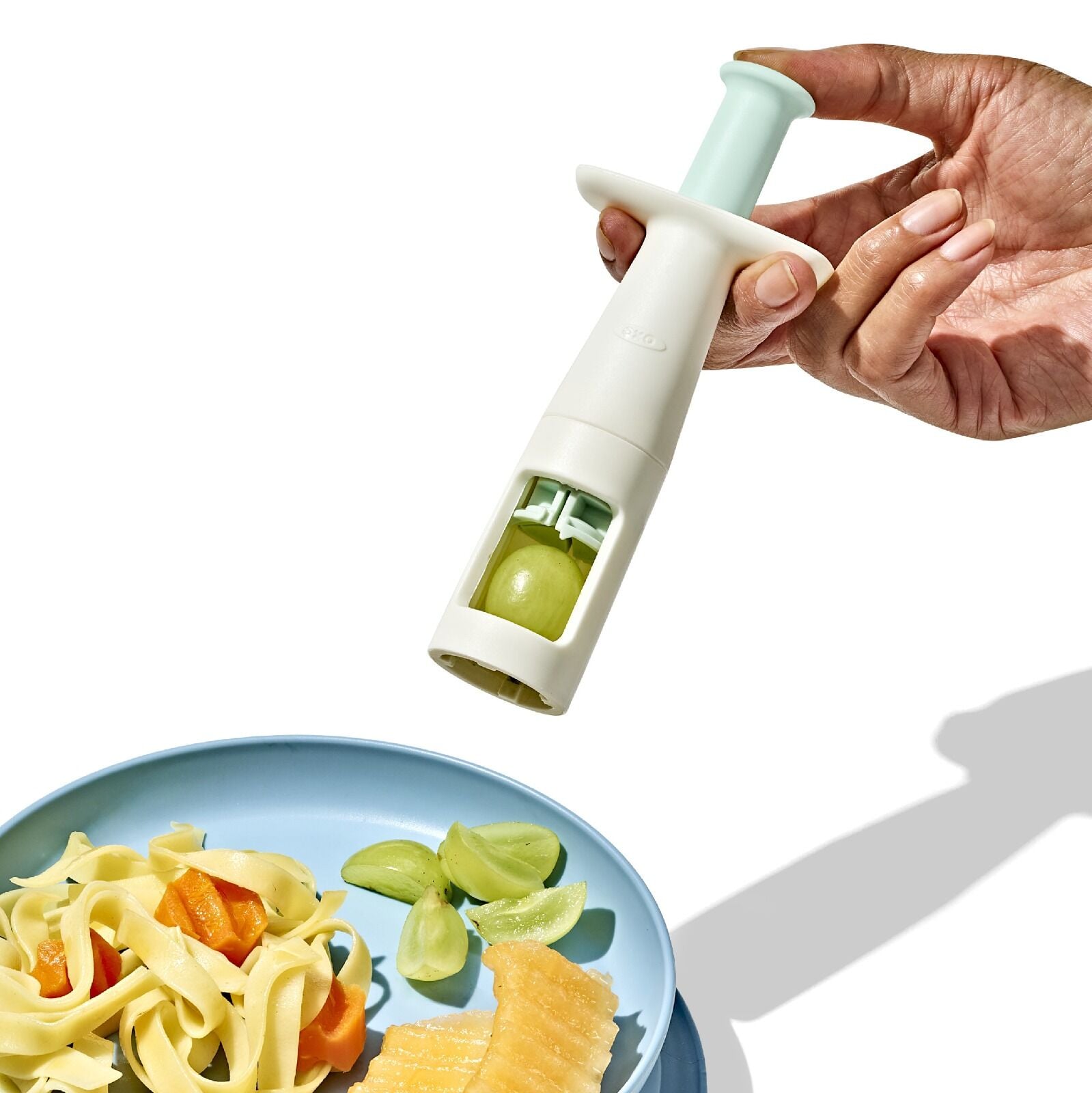 cut-and-prep-set-3-piece-h7 tot_61176700_baby-food-prep-set_pdp_05.jpeg