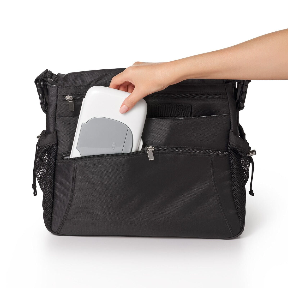 on-the-go-wipes-dispenser-gray-u5 tot_63101700_4b_-_rgb.jpg