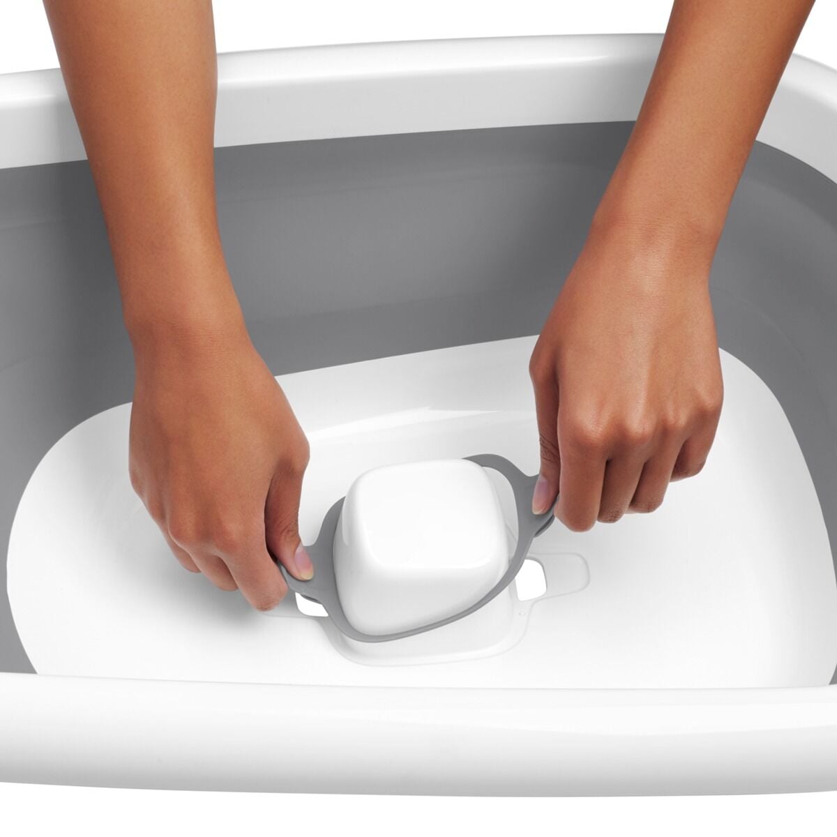 splash-and-store-bathtub-g3 tot_63142700_4.jpg