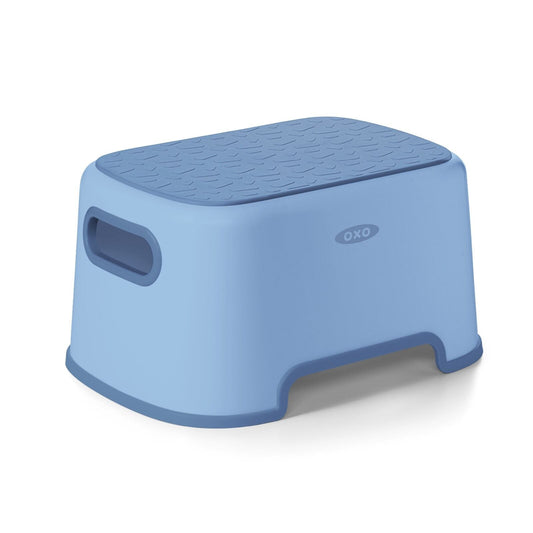 step-stool-dusk-m6 tot_63171600_step-stool-dusk_00_main.jpeg