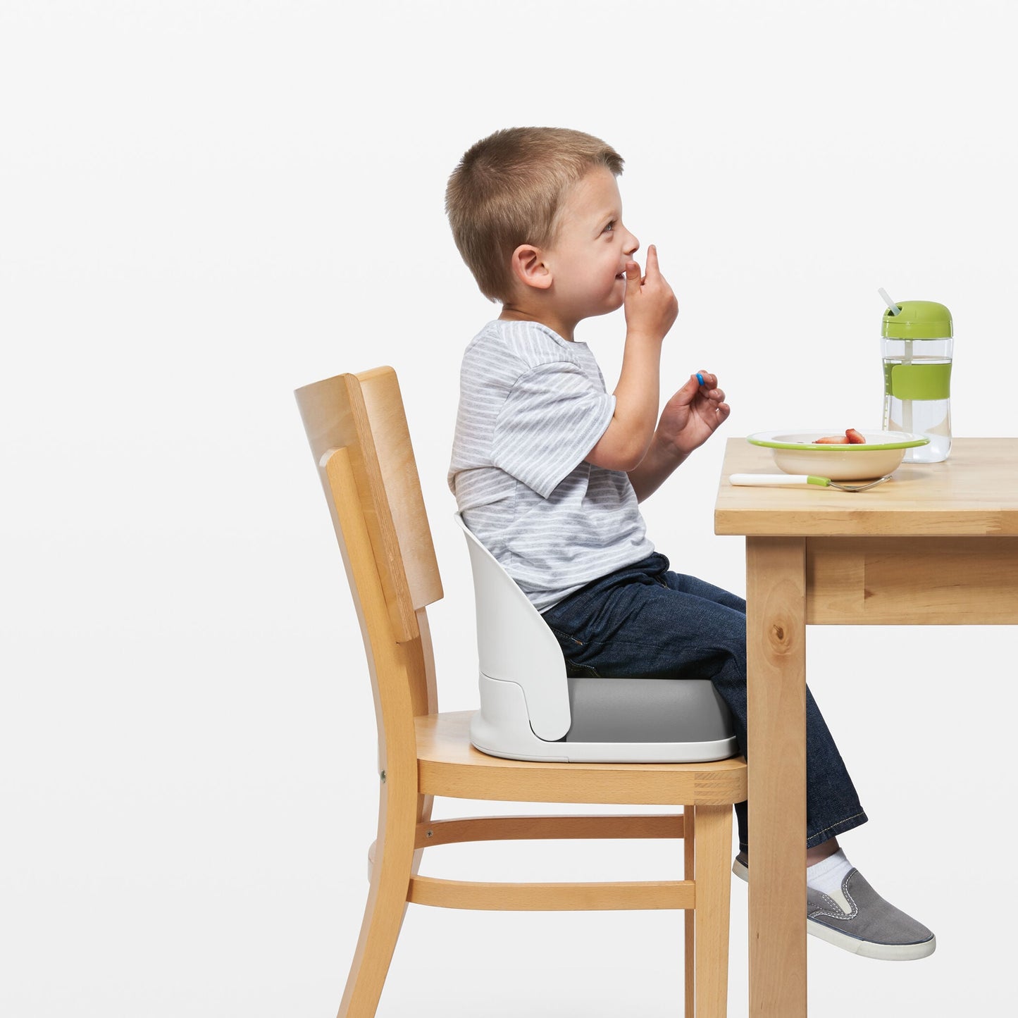 perch-booster-seat-with-straps-w9 tot_6394300_3a.jpg